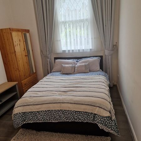 One Room In Stoke Newington London Exterior foto